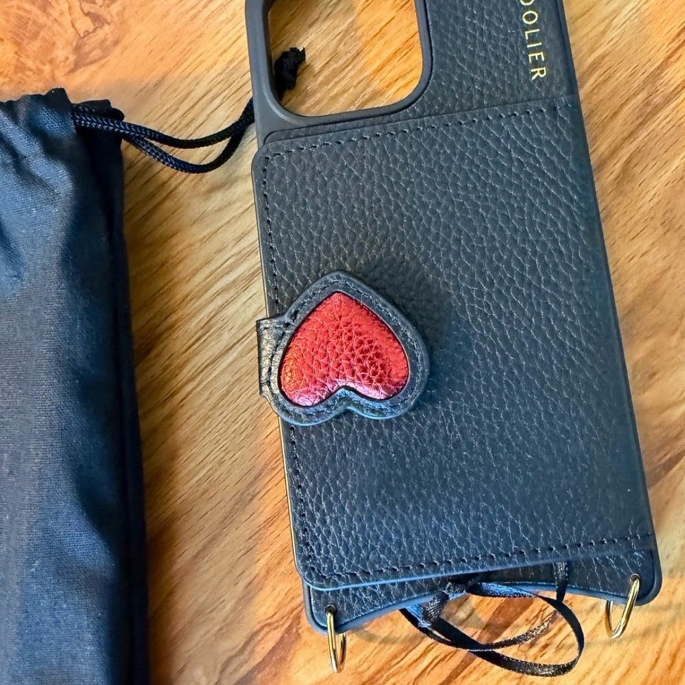 ❤️Bandolier Black Case with Red Heart Gold Chain - Picture 2 of 5